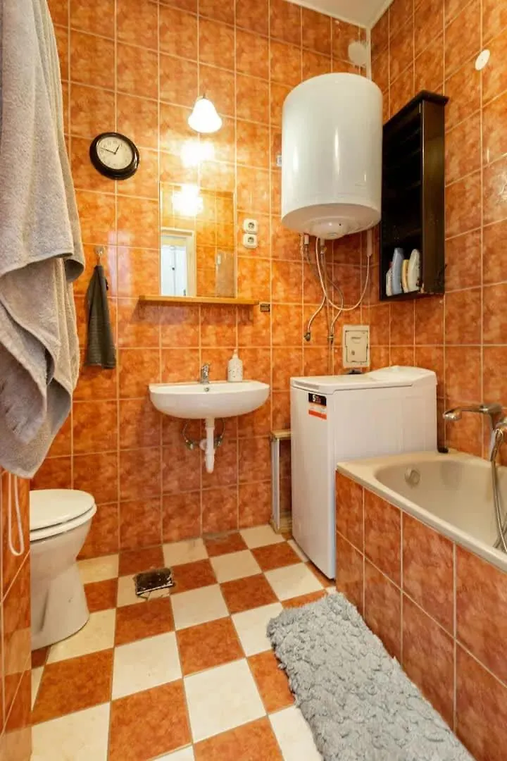 Апартаменты Hideaway With Balcony On Balzac Будапешт